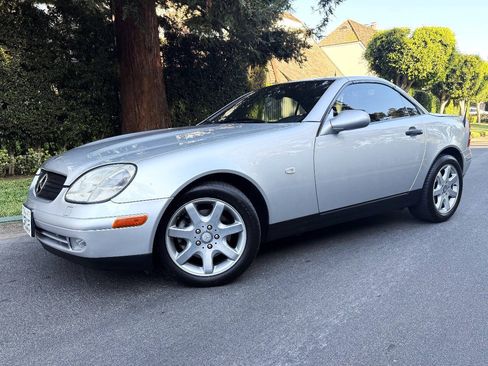 Used 2000 Mercedes-Benz SLK 230 image 3