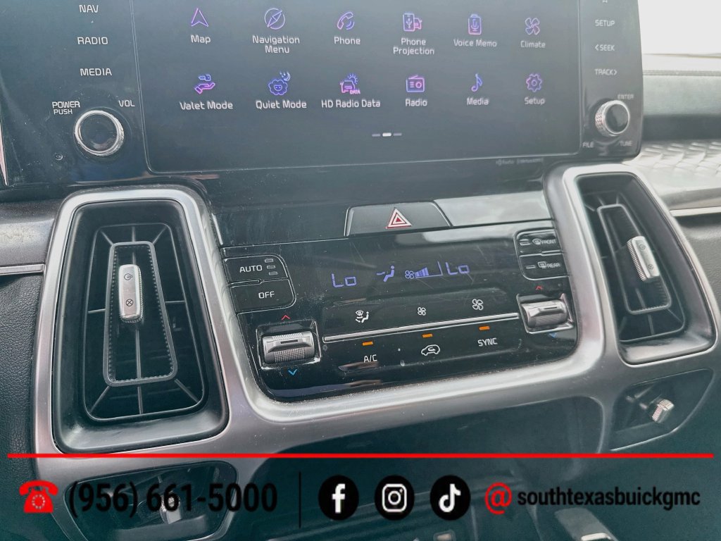Used 2023 Kia Sorento S w/ Panoramic Sunroof Package FWD image 16