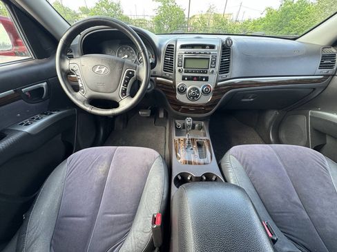 Used 2010 Hyundai Santa Fe SE FWD image 10