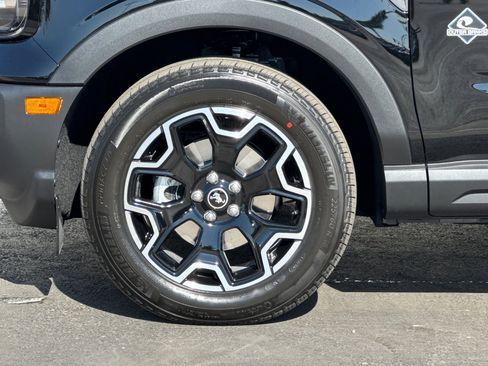 New 2025 Ford Bronco Sport Outer Banks w/ Outer Banks Tech Package+ image 25