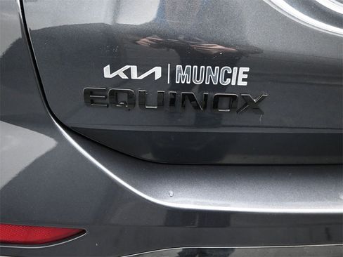 Used 2023 Chevrolet Equinox RS w/ LPO, Floor Liner Package image 10