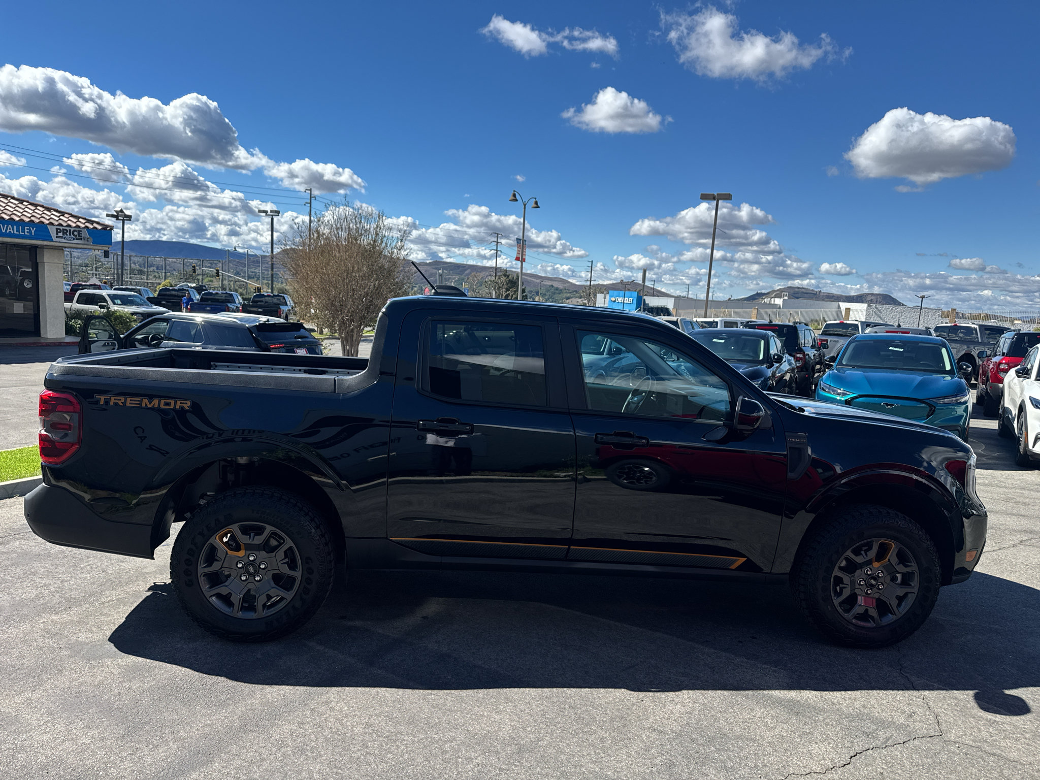 Used 2026 Ford Maverick Tremor AWD/4WD image 5