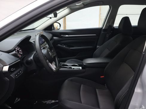 Used 2021 Nissan Altima 2.5 SV AWD/4WD image 16