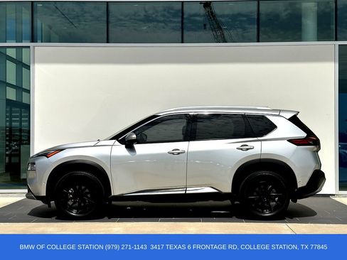 Used 2022 Nissan Rogue Platinum w/ Head-Up Display Package FWD image 8