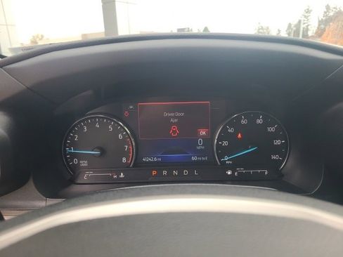 Used 2022 Ford Explorer Limited w/ Equipment Group 301A image 24