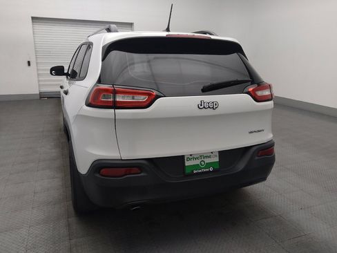 Used 2015 Jeep Cherokee Sport w/ Sport Appearance Group image 6