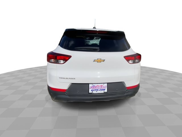 Used 2025 Chevrolet TrailBlazer LS w/ LS Convenience Package FWD image 9
