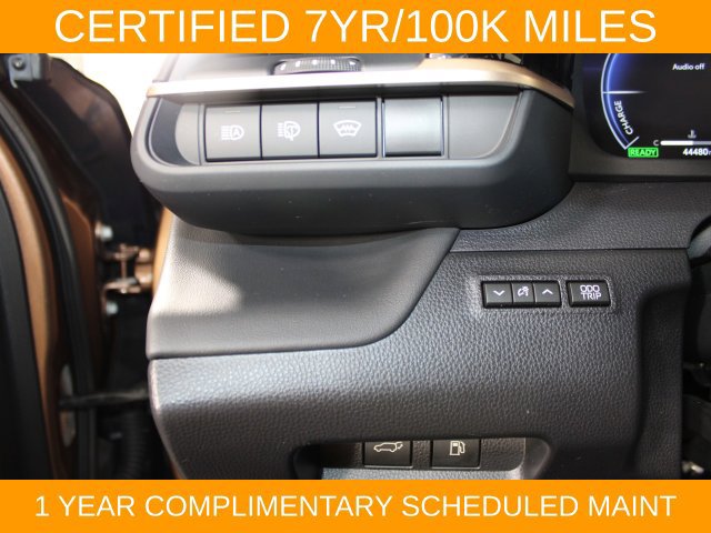 Used 2025 Toyota Crown Signia w/ Advanced Technology Package AWD/4WD image 19