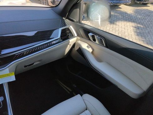 New 2026 BMW X5 M60i AWD/4WD image 17