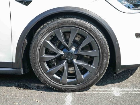 Used 2023 Tesla Model X AWD/4WD image 10