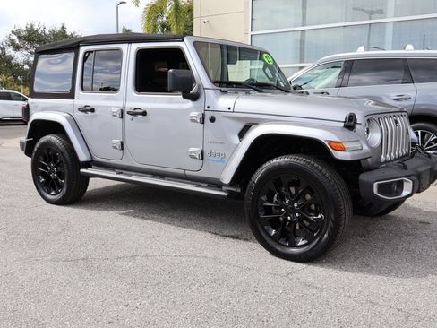 Used 2021 Jeep Wrangler Unlimited Sahara w/ Cold Weather Group image 11