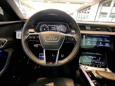 Certified 2024 Audi Q8 e-tron Prestige w/ Prestige Package image 5