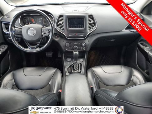 Used 2020 Jeep Cherokee Latitude Plus AWD/4WD image 21
