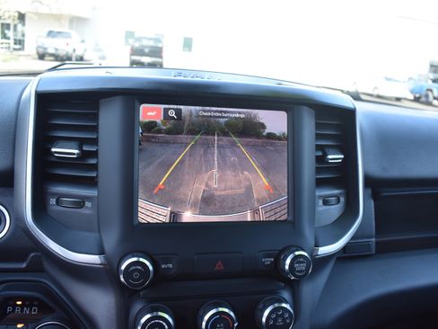 Used 2024 RAM 2500 Big Horn w/ Bed Utility Group image 19