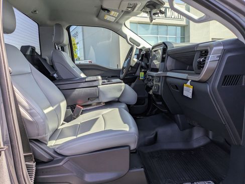 Used 2025 Ford F150 XL w/ Equipment Group 103A High image 27