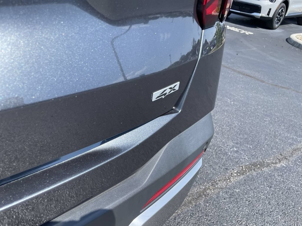 Used 2024 Kia Sorento S AWD/4WD image 6