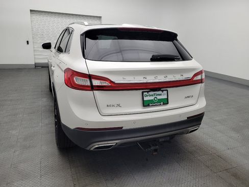 Used 2016 Lincoln MKX Reserve w/ Driver Assistance Package AWD/4WD image 6