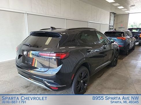 Used 2022 Buick Envision Preferred FWD image 2