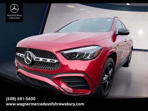 Certified 2025 Mercedes-Benz GLA 250 4MATIC image 1
