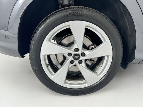 Certified 2025 Audi Q5 Premium Plus w/ Premium Plus image 32