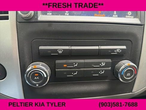 Used 2019 Nissan Frontier SV image 19