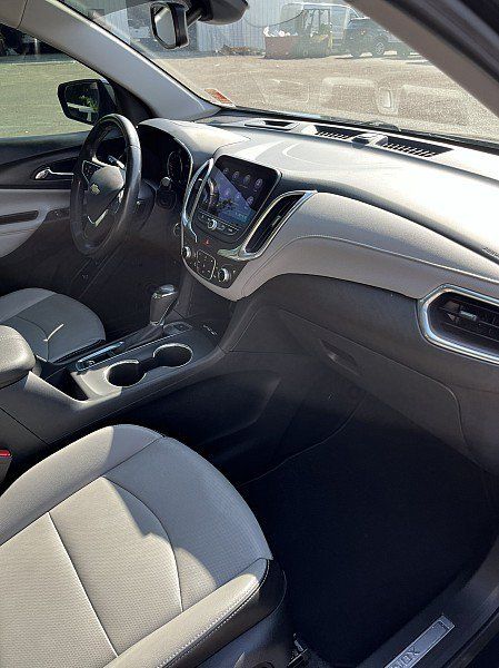 Used 2020 Chevrolet Equinox Premier FWD image 14
