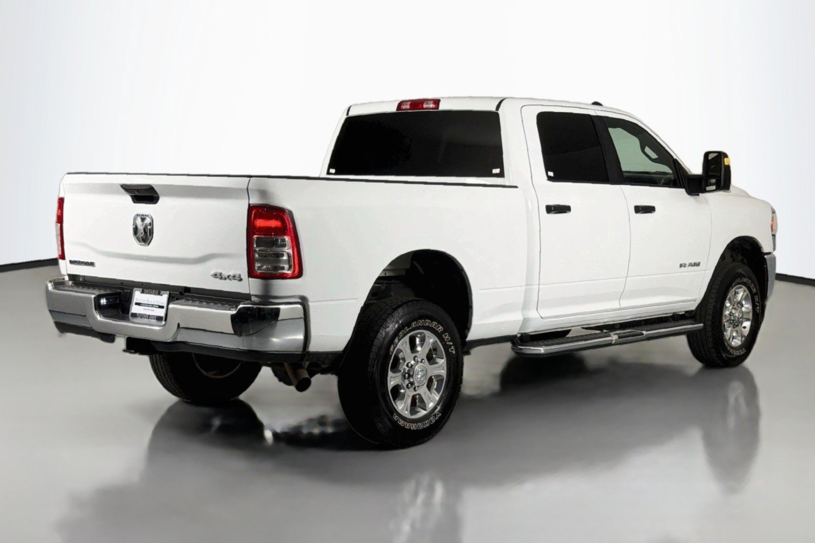Used 2023 RAM 2500 Big Horn w/ Level 1 Equipment Group AWD/4WD image 13