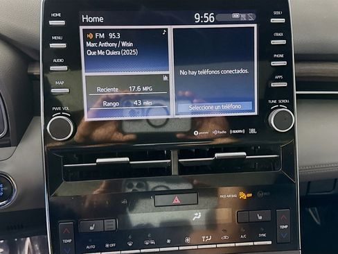 Used 2019 Toyota Avalon XLE w/ Moonroof Package image 18