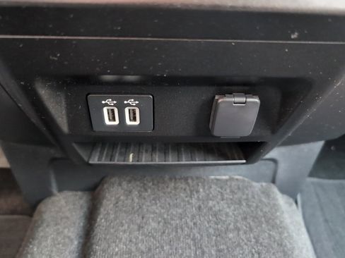 Certified 2019 Ford F150 XLT w/ Equipment Group 302A Luxury image 26