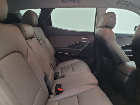Used 2018 Hyundai Santa Fe Sport FWD image 19