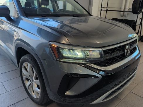 Used 2023 Volkswagen Taos S w/ Driver Assistance Package image 4