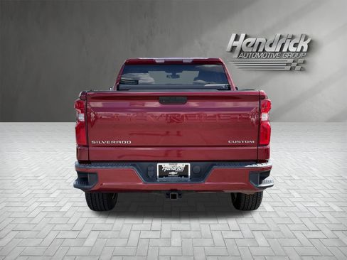 Used 2020 Chevrolet Silverado 1500 Custom w/ Custom Value Package RWD image 9