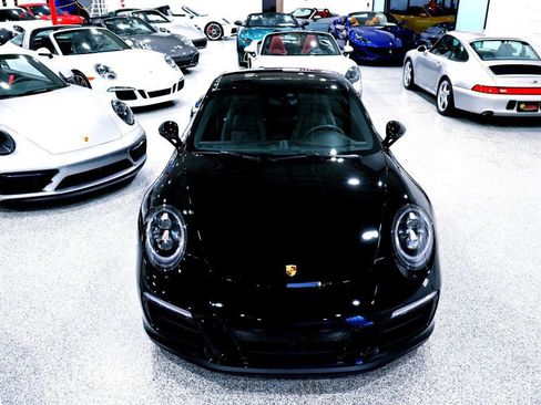 Used 2018 Porsche 911 Carrera 4 GTS image 16