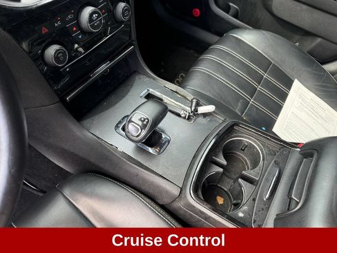 Used 2014 Chrysler 300 S RWD image 18