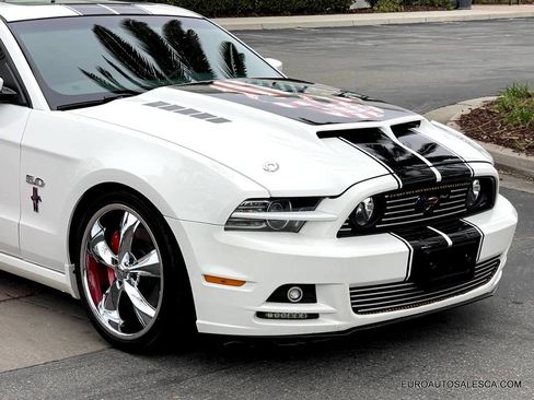 Used 2013 Ford Mustang GT Premium w/ Security Pkg image 14