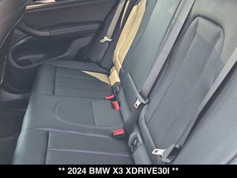 Used 2024 BMW X3 xDrive30i w/ Premium Package AWD/4WD image 3