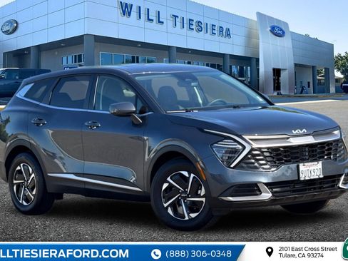Used 2025 Kia Sportage LX FWD image 1