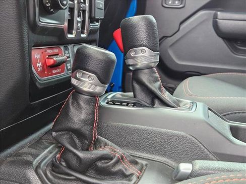 Used 2023 Jeep Gladiator Rubicon w/ LED Lighting Group image 9