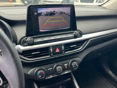 Certified 2024 Kia Forte LXS FWD image 20