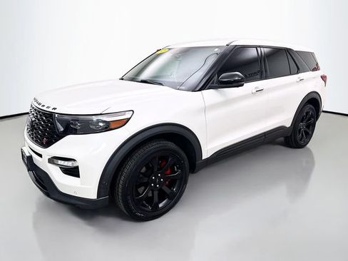Used 2021 Ford Explorer ST w/ Equipment Group 401A AWD/4WD image 3