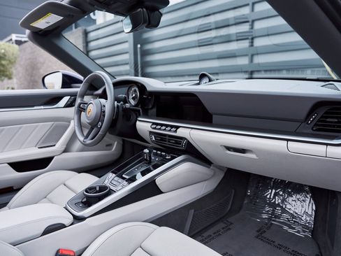 Used 2021 Porsche 911 Turbo S image 37