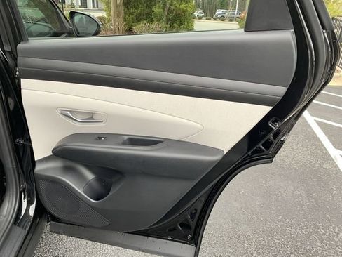 Used 2025 Hyundai Tucson SEL image 11