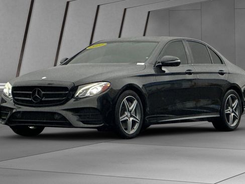 Used 2017 Mercedes-Benz E 300 image 8