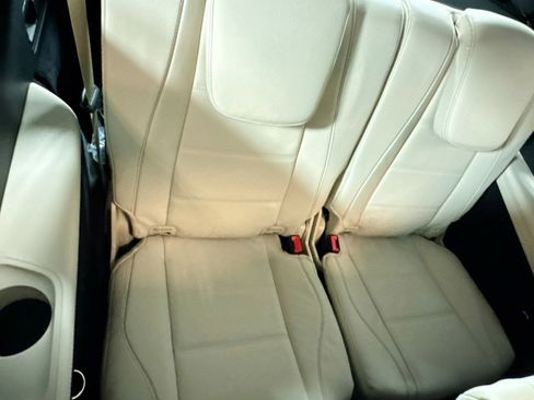 New 2026 Mercedes-Benz GLS 580 4MATIC image 25