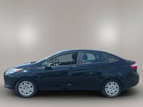 Used 2016 Ford Fiesta SE FWD image 4