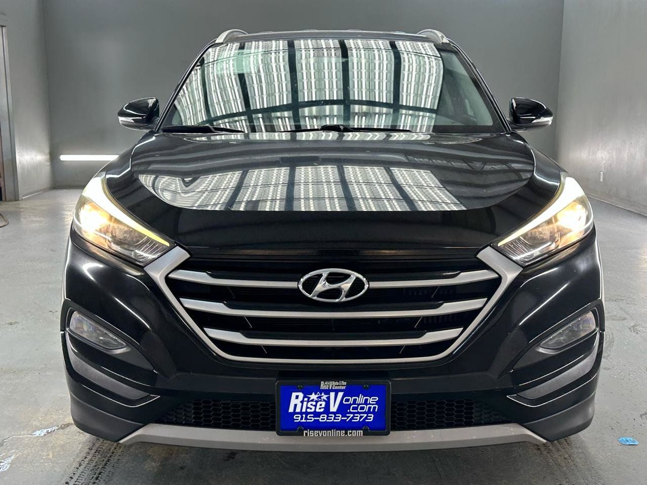 Used 2017 Hyundai Tucson Eco w/ Cargo Package FWD image 2