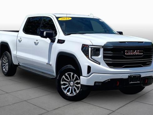 Certified 2023 GMC Sierra 1500 AT4 w/ AT4 Premium Package AWD/4WD image 3