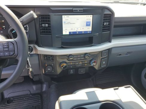 New 2026 Ford F250 XL w/ FX4 Off-Road Package AWD/4WD image 25