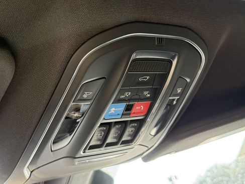 New 2025 Jeep Wagoneer L Series II AWD/4WD image 26
