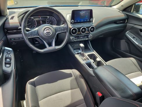 Certified 2024 Nissan Sentra SR FWD image 14